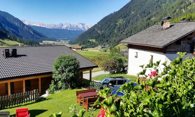 Valle di Casies Apartamento | Hoferhof - Apartamento A con vistas a la montaña, balcón y Wi-Fi