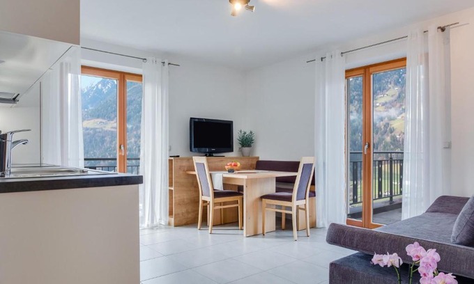 San Leonardo in Passiria Apartamento | Hofschenke Pfeiftal - Bergblick