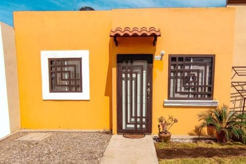 Mazatlán Apartamento | Hogar tranquilo, cerca de marina y plaza comercial