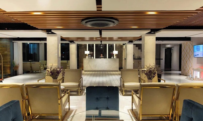Phitsanulok Hotel | Holatel Hotel Phitsanulok