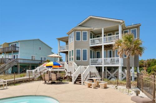 Holden Beach Casa | Holden Dreams Brunswick Vacation Rentals Ocean Front with private heated pool and elevator