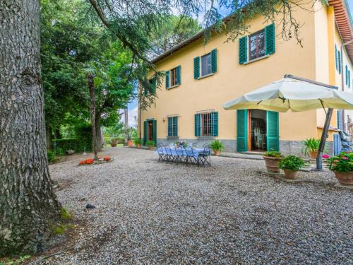 San Casciano in Val di Pesa Casa | Holiday Home Villa il Giglio by Interhome