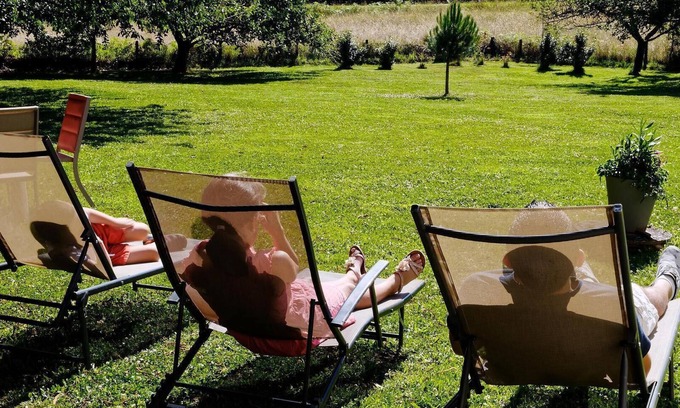Saint-Pardoux-l'Ortigier Casa | Casa de vacaciones 'Gîte Saint Pardoux L'ortigier' con terraza privada, jardín privado y Wi-Fi