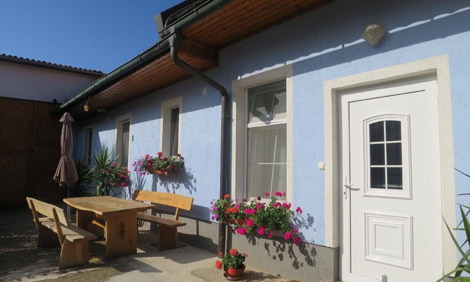 Sankt Andra am Zicksee Apartamento | Apartamento de vacaciones St. Andrä am Zicksee para 1 - 5 personas con 2 dormitorios - Apartamento e