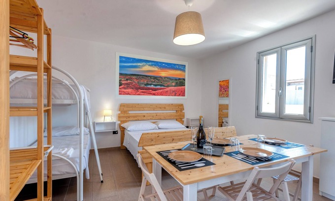 Torre San Gennaro Apartamento | Holiday Apartment "Saint Blue Beach - 9" with Sea View, Wi-Fi and Air Conditioning