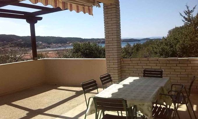 Supetarska Draga Apartamento | Apartamento vacacional con terraza