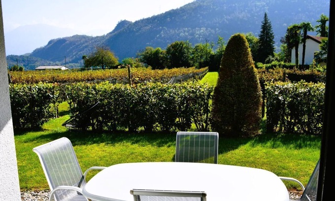 Terre di Pedemonte Apartamento | Holiday apartment Cavigliano for 1 - 4 persons with 2 bedrooms - Holiday apartment