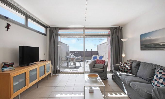 El Medano Apartamento | Apartamento de vacaciones 'Casa Médano 25 En El Médano' con vistas al mar, terraza y Wi-Fi