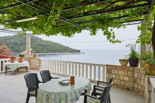 Saplunara Apartamento | Holiday apartment in Saplunara with sea view, terrace, air conditioning, WiFi 5197-4