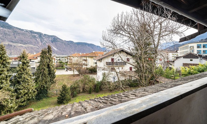 Lana Apartamento | Apartamento 'Jörg' con vistas a la montaña, piscina compartida y Wi-Fi