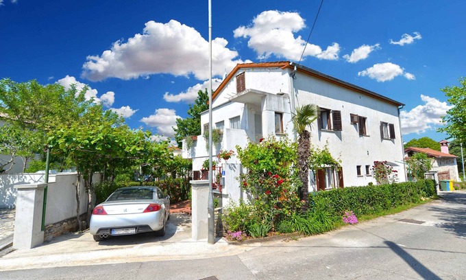 Mali Maj Apartamento | Apartamento vacacional en la parte tranquila de Porec