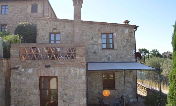 Asciano Apartamento | Apartamento vacacional con jardín, terraza y piscina