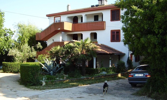 Liznjan Apartamento | Apartamento, Junto al mar, En el pueblo, Aire acondicionado,