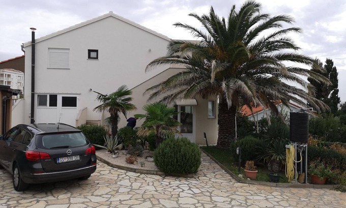 Caska Apartamento | Apartamento de vacaciones Novalja para 2 - 4 personas con 2 dormitorios - Casa adosada