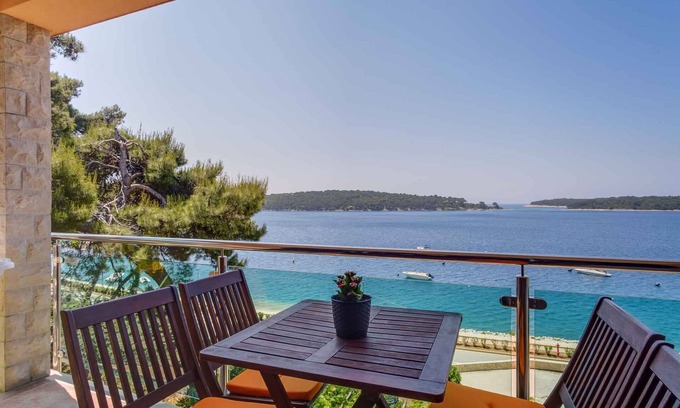 Cove Murtar Apartamento | Apartamento vacacional sólo a 30 m de la playa