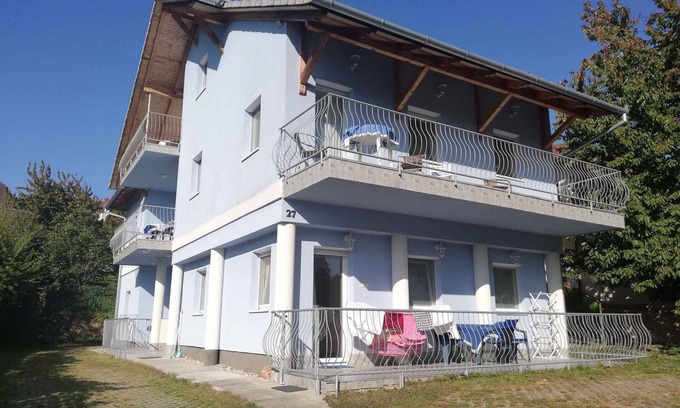 Zalakaros Apartamento | Apartamento vacacional En la planta baja con terraza.
