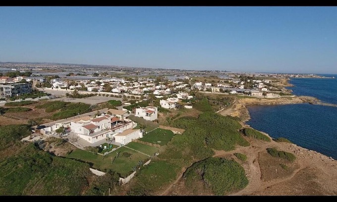 Punta Braccetto Apartamento | Holiday apartment Punta Secca for 4 - 5 persons with 2 bedrooms - Holiday apartment in a villa