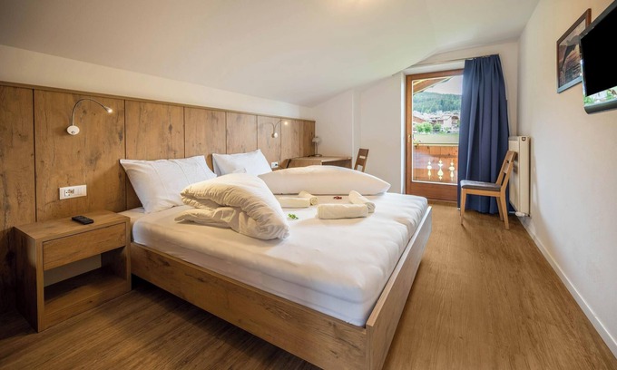 Maranza Apartamento | Apartamento vacacional "Residencia Condor Schlern" con vistas a la montaña, sauna y jardín