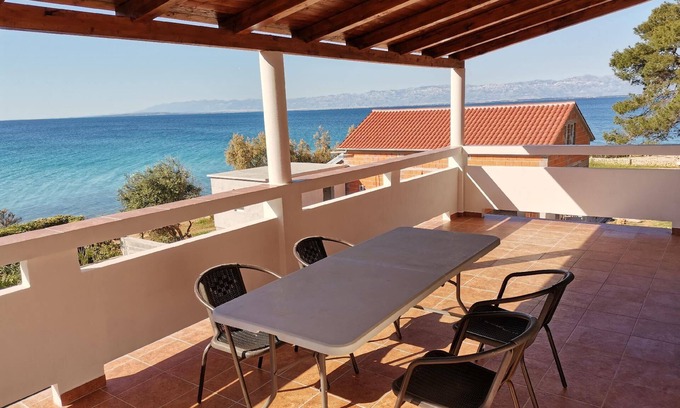 Susica Apartamento | Apartamento de vacaciones Ugljan (Ort) para 2 - 6 personas con 2 dormitorios - Casa adosada