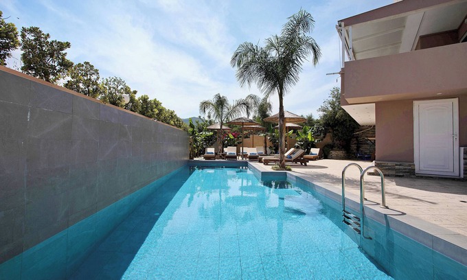 Alikanas Apartamento | Apartamento vacacional "Villa Dionysia Apartment A1" con piscina compartida y Wi-Fi