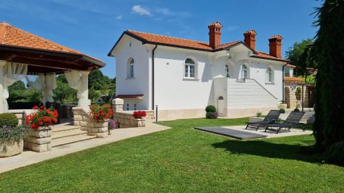 Lindar Apartamento | Holiday Apartment VILLA BIANCA