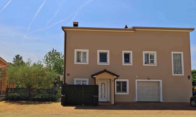 Murine Apartamento | Apartamento vacacional con internet, aire acondicionado, terraza en zona tranquila