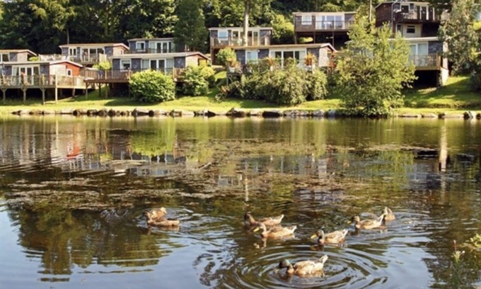 Bont Newydd Casa | Holiday Cabin Sleeps 5 Glan Gwna Holiday Park
