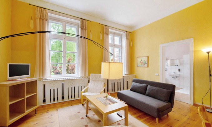 Krakow am See Apartamento | Piso de vacaciones 'Piso de vacaciones 1 - sin barreras' con jardín comunitario