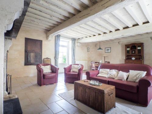 Saint-Laurent-de-la-Salle Casa | Holiday Home Saint-Laurent Pool Retreat, cleaning included