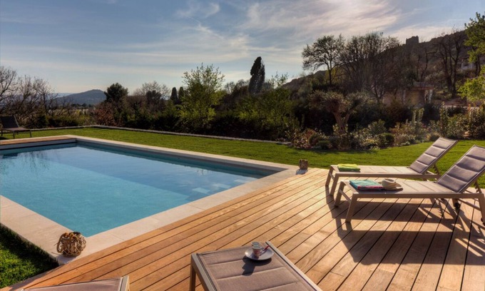 Saint-Saturnin-les-Apt Casa | CASA DE VACACIONES LUBERON