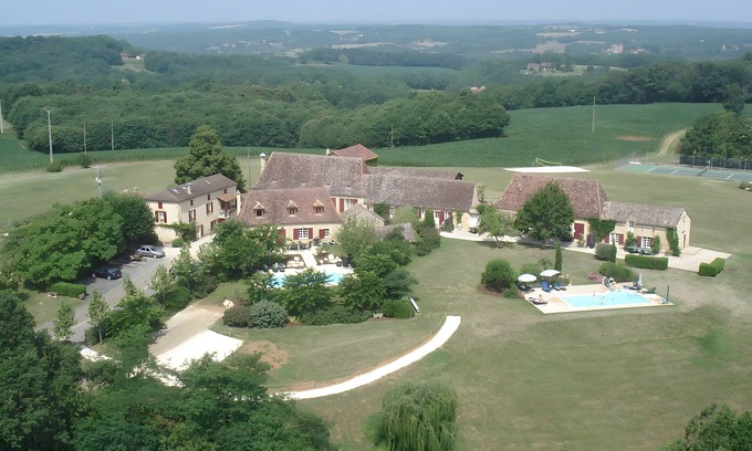Sainte-Foy-de-Longas Casa | Casa de vacaciones "Le Vannier" con jardín compartido y Wi-Fi