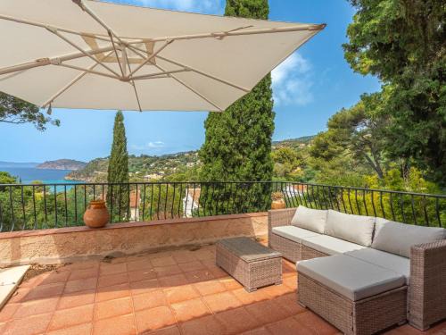 Le Rayol Casa | Holiday Home Villa G by Interhome