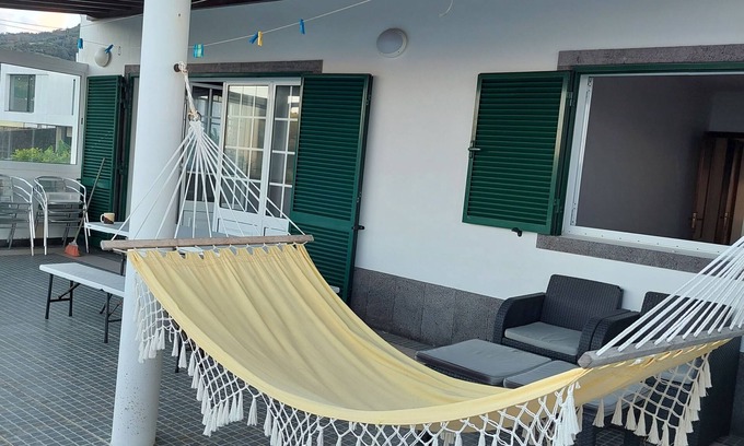 Ribeira Cha Casa | ¡Casa de vacaciones a 2 minutos de la playa y cerca de las principales atracciones turísticas!