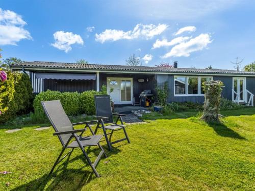 Faxe Ladeplads Casa | Holiday Home Aameek - 100m from the sea by Interhome