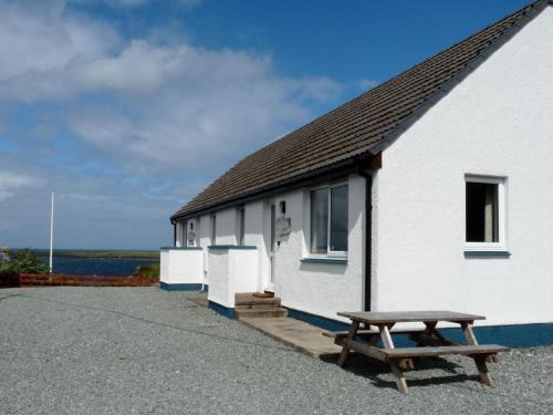 Staffin Casa | Holiday Home Alan's House by Interhome