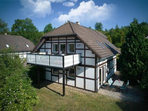 Feriendorf Frankenau Casa | Holiday Home Am Sternberg 224-226 by Interhome