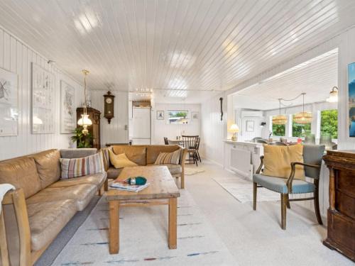 Grena Strand Casa | Holiday Home Antonie - 700m from the sea by Interhome