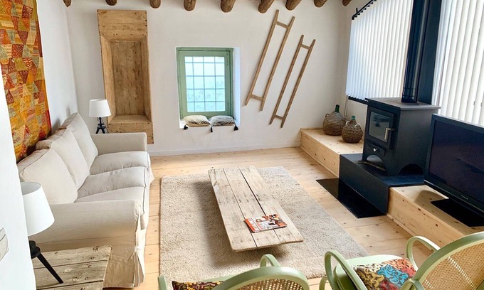 Galera Casa | Casa de vacaciones "Astarte House 6pax up" con terraza y aparcamiento disponible en la calle