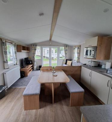 Great Yarmouth Casa | Holiday Home at Cherry Tree Holiday Park 738