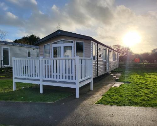 St Leonards-On-Sea Casa | Holiday Home at Combe Haven, St Leonards, Hastings