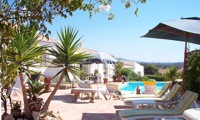 Alcalar Casa | Casa vacacional espaciosa en Portimão con jardín vallado