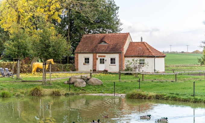 Groß Wokern Casa | Casa de vacaciones "Backhaus" con jardín privado