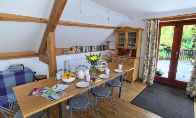 Rhayader Casa | Holiday Home Barnaby