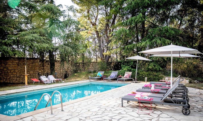 Carpentras Casa | Casa de vacaciones 'Beau Domaine 45 Couchages' con piscina privada, terraza privada y Wi-Fi