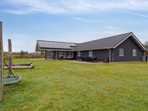 Nr. Lyngby Strand Casa | Holiday Home Berenika - 500m from the sea by Interhome
