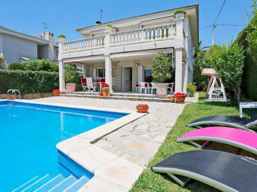 Vilafortuny Casa | Holiday Home casa Annamaria by Interhome