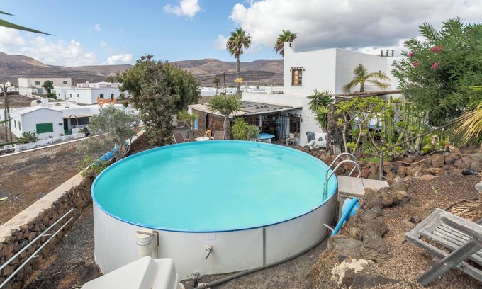Guatiza Casa | Casa Cueva con vistas a la montaña, piscina, Wi-Fi y terraza