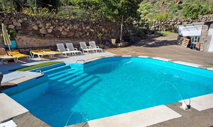 Mogan Apartamento | Casa de vacaciones "Casa Mango" con vistas a la montaña, piscina y Wi-Fi