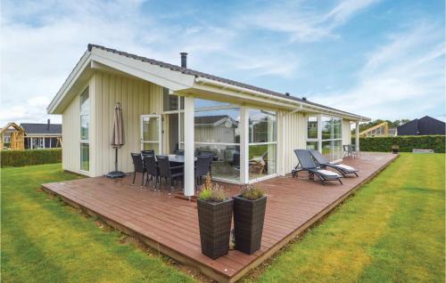 Flovt Strand Casa | Holiday Home Chr Jacobsensvej Vi