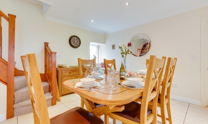Margam Casa | Holiday Home Cilybe